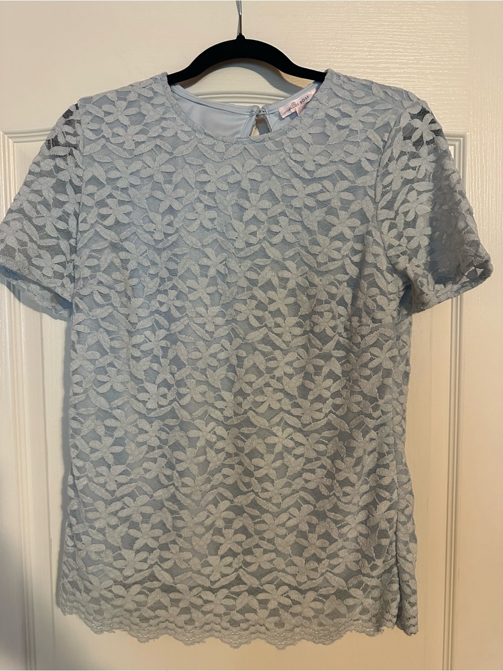 Teddi Rose Blue Floral Lace Top Size M NWT Keyhole Back